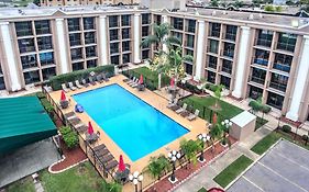 Clarion Hotel & Suites